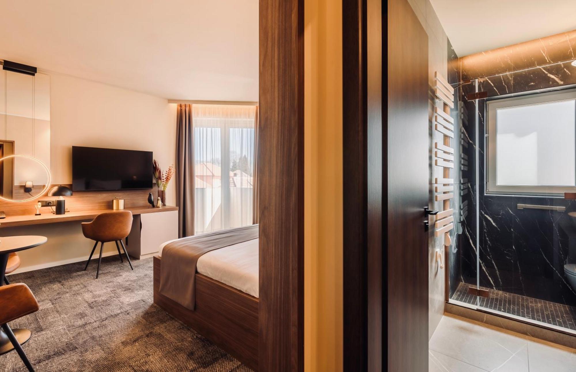 Aqua Hotel Termál Mosonmagyaróvár Exterior foto